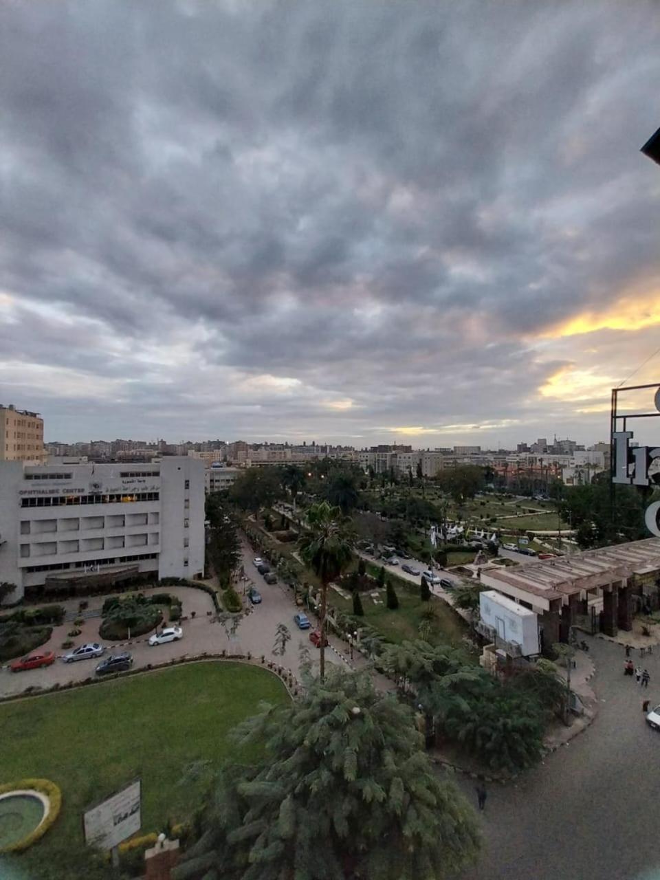 شقة فندقية علي حدائق الجامعة والنيل Al Mansurah エクステリア 写真